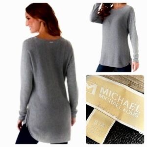 MICHAEL KORS long sleeve sweater top with side zippers. Excellent condition.